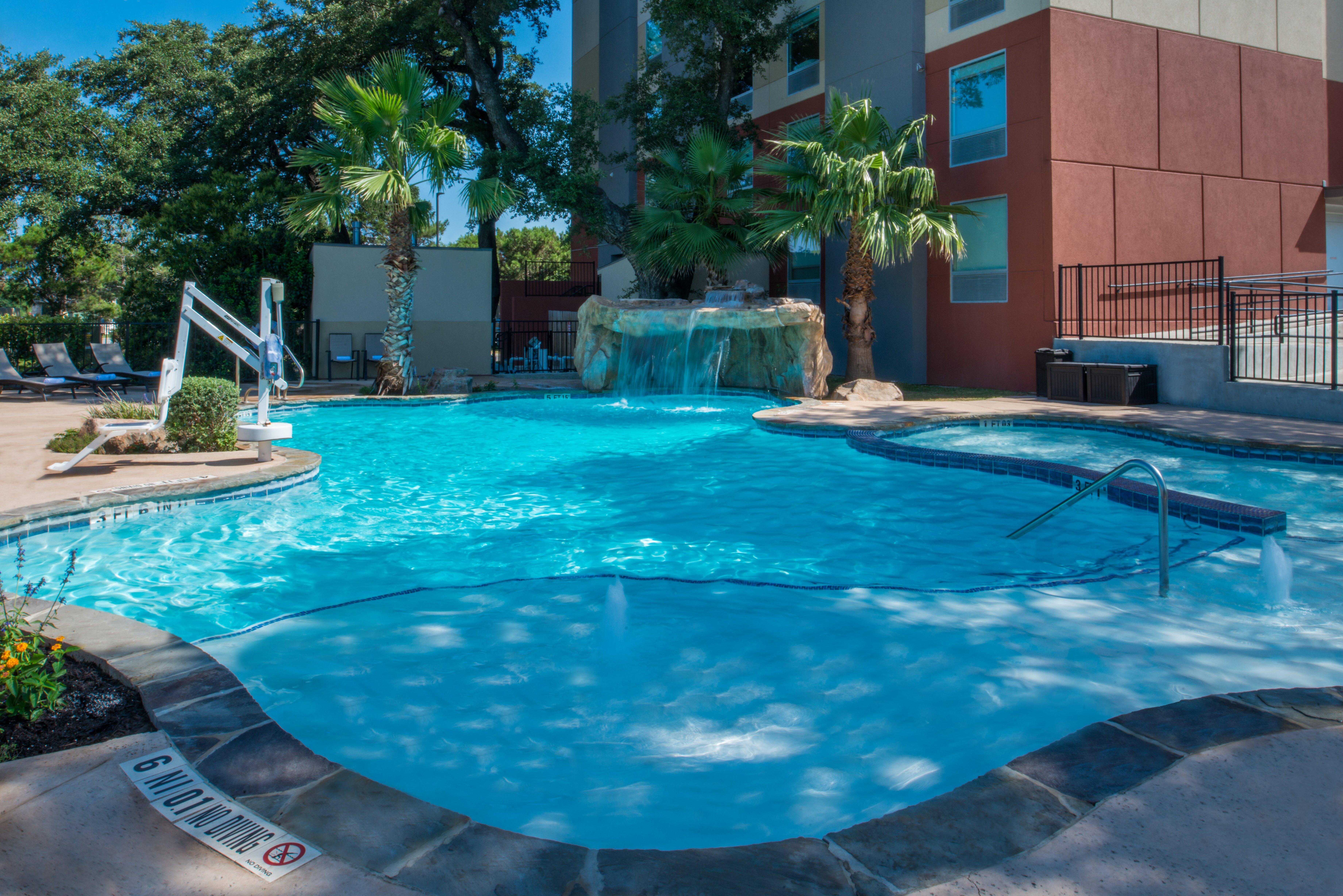 Holiday Inn Express & Suites San Antonio Medical - Six Flags By Ihg Εξωτερικό φωτογραφία