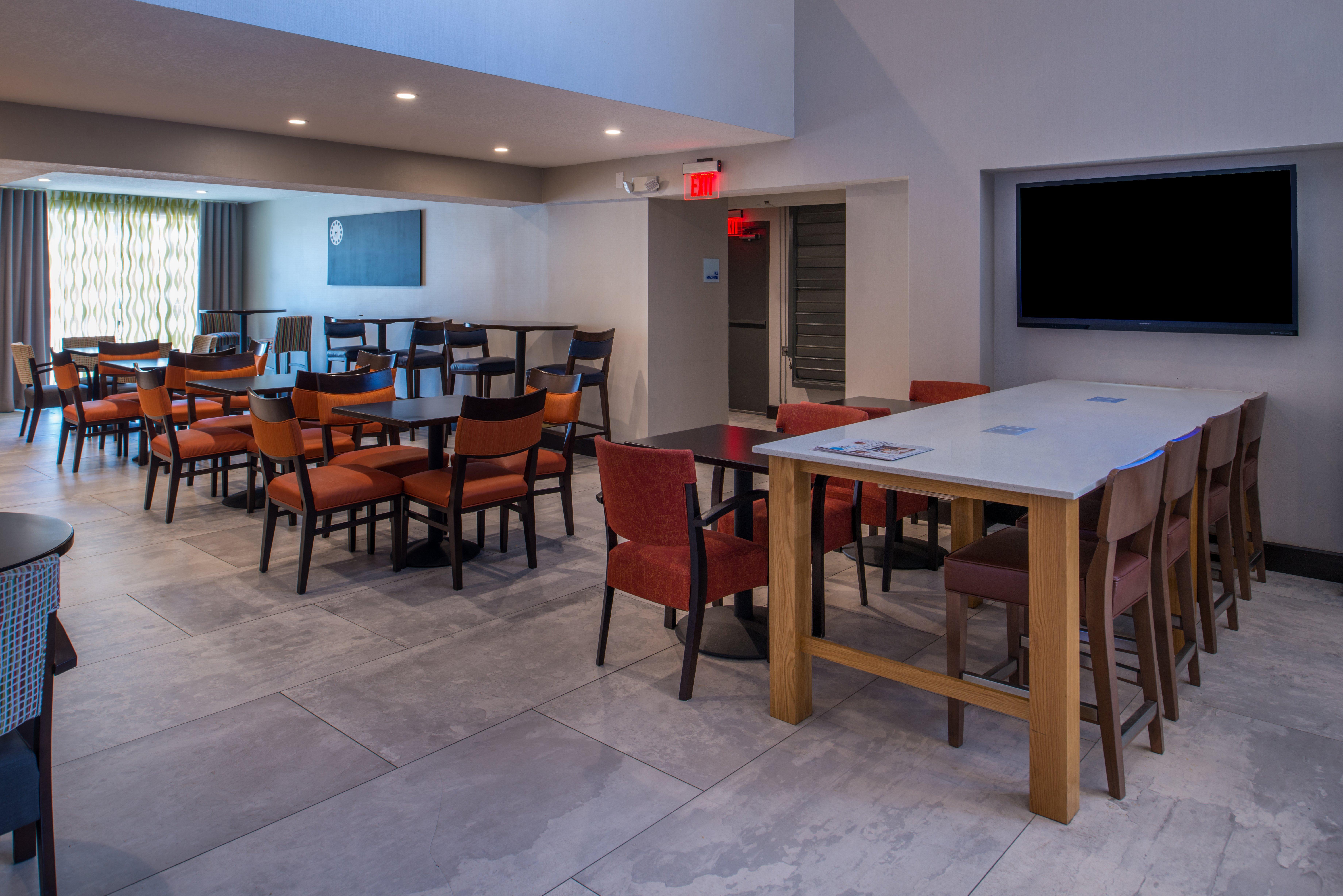 Holiday Inn Express & Suites San Antonio Medical - Six Flags By Ihg Εξωτερικό φωτογραφία